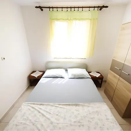 Apartament Lovely In With Wifi